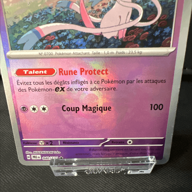 Nymphali 040/131 (Pokéball)